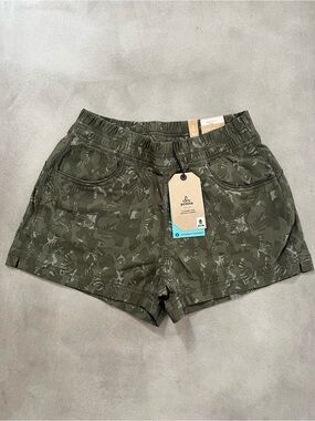 Prana Halle E-Waist Short II Womens Size 2 Evergreen Camo 3” Inseam NWT